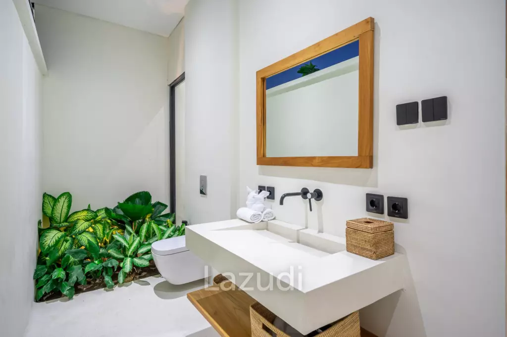 MODERN 4-BEDROOM VILLA IN SEMINYAK, CLOSE TO DOUBLE SIX BEACH