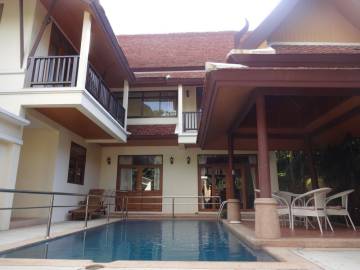 Thai Balee Style 3 Bedroom house for Sale on Pratamnak