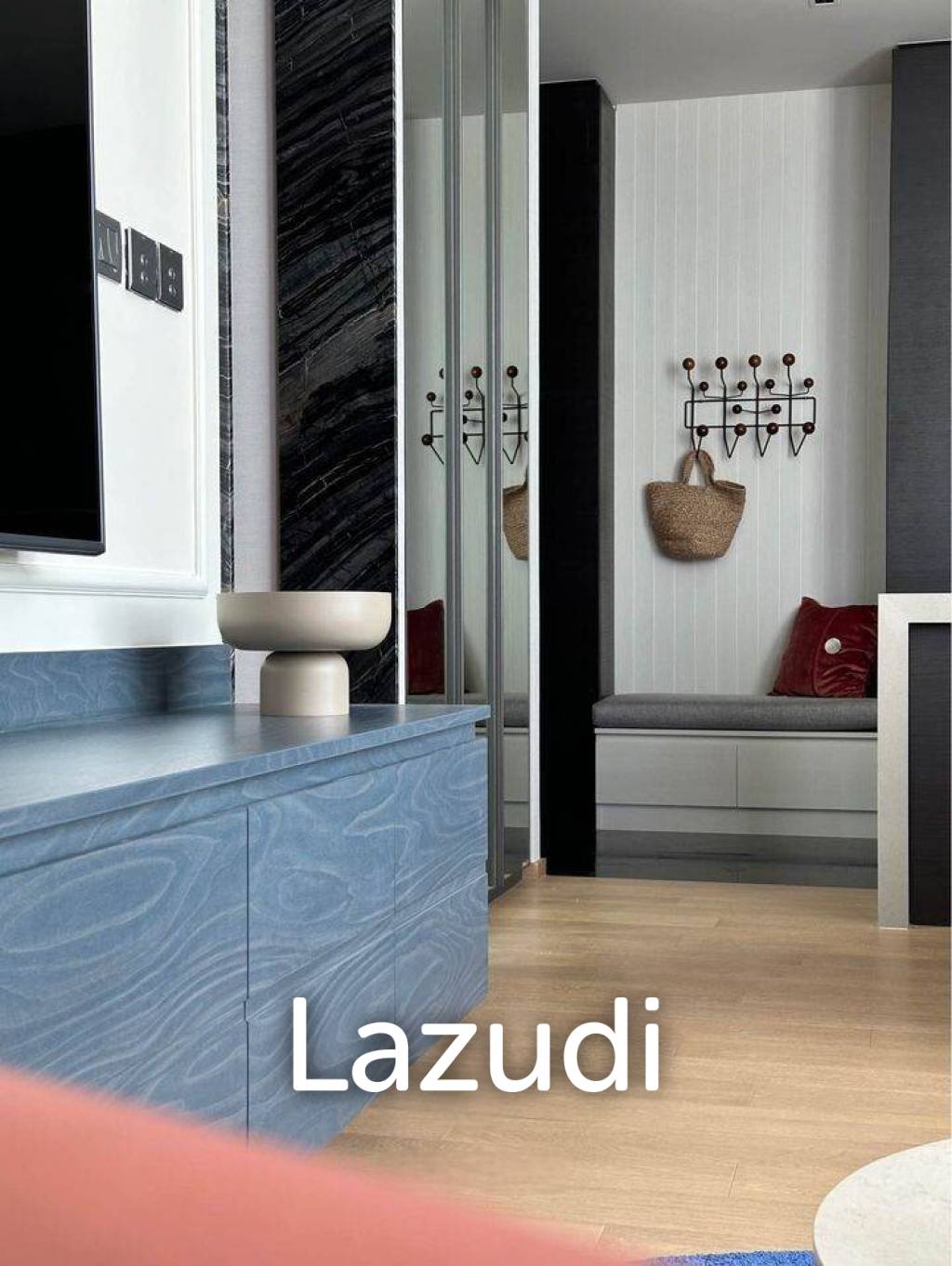 2 Bedroom 2 Bathroom 77 SQ.M 28 Chidlom