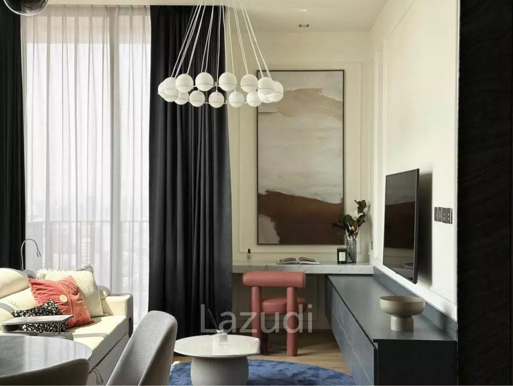 2 Bedroom 2 Bathroom 77 SQ.M 28 Chidlom