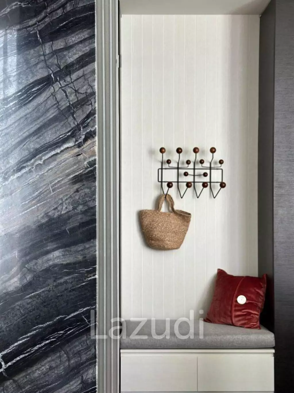 2 Bedroom 2 Bathroom 77 SQ.M 28 Chidlom