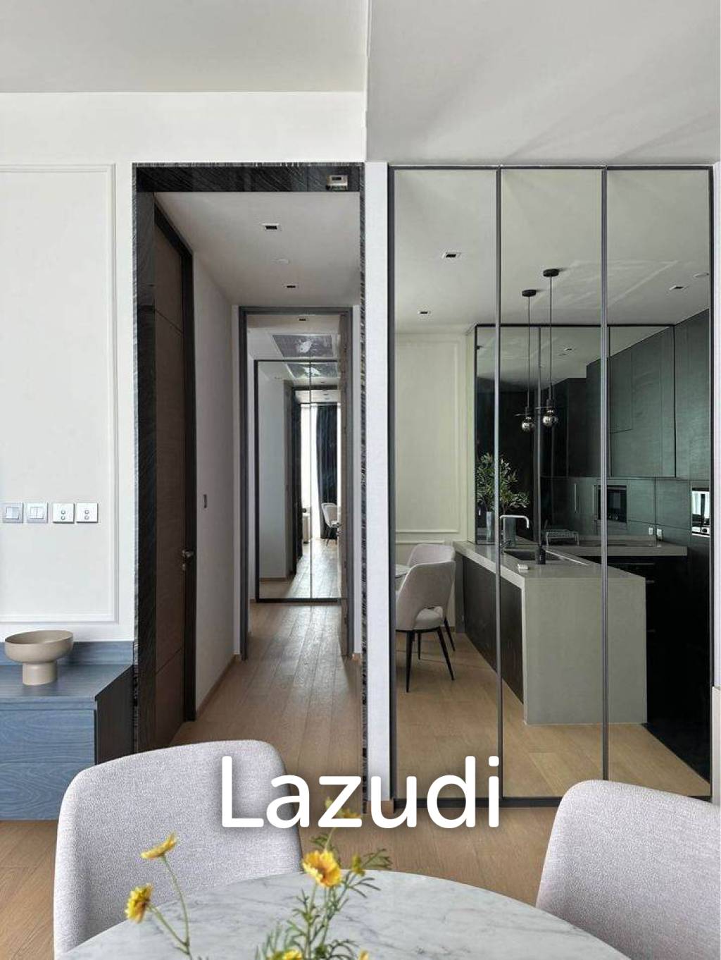 2 Bedroom 2 Bathroom 77 SQ.M 28 Chidlom