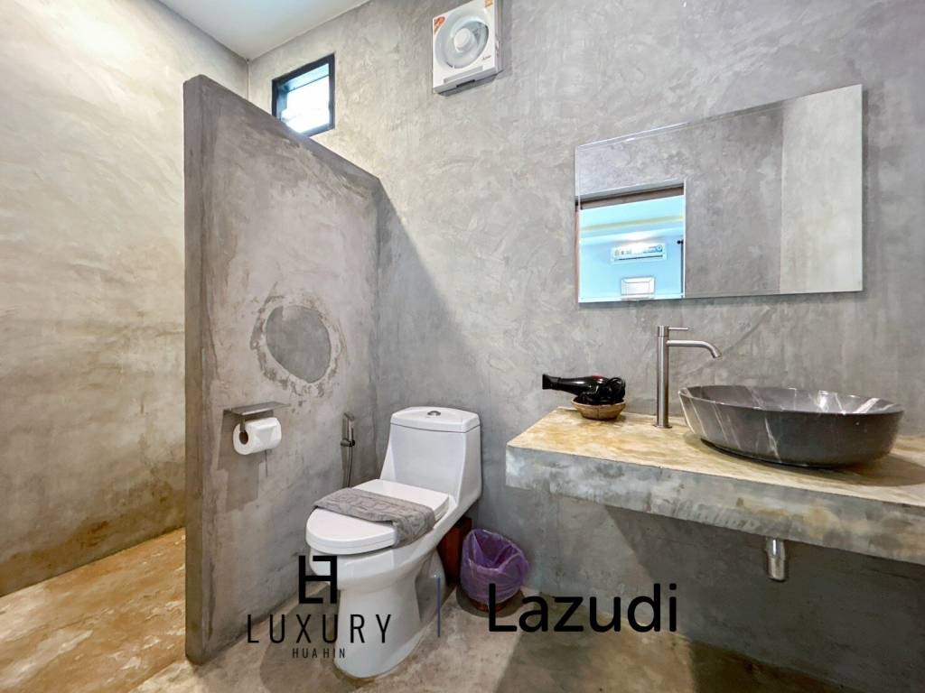 2,108 平方米 12 床 12 洗澡 办公室 对于 销售