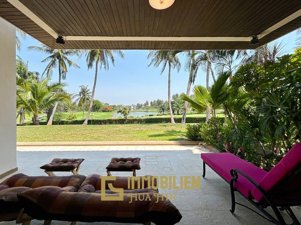 Palm Hills: 3-Schlafzimmer-Eigentumswohnung mit 3 Bädern und einem atemberaubenden Blick auf den Golfplatz
