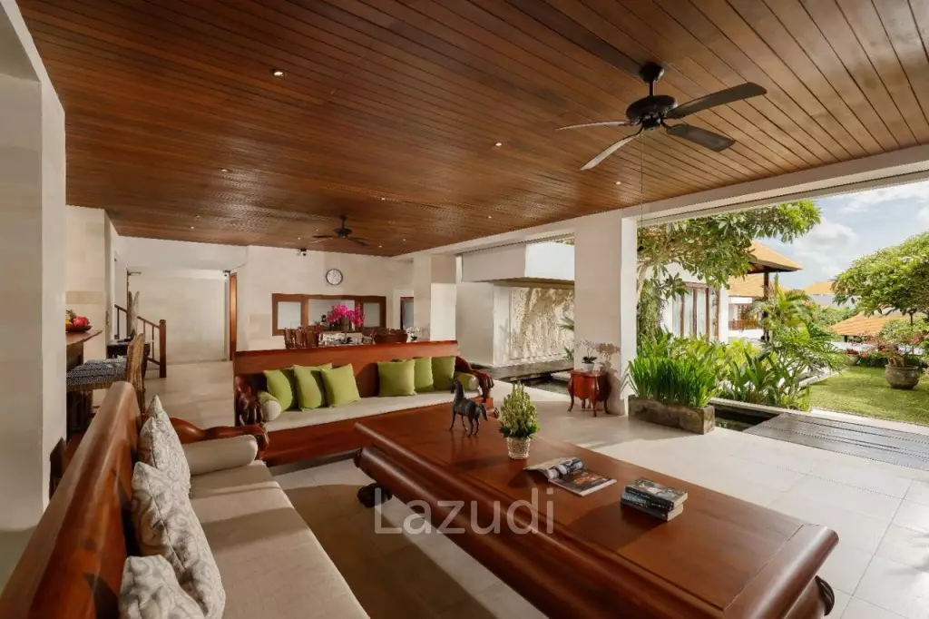 TIMELESS ELEGANCE: A LUXURIOUS VILLA IN NELAYAN, CANGGU