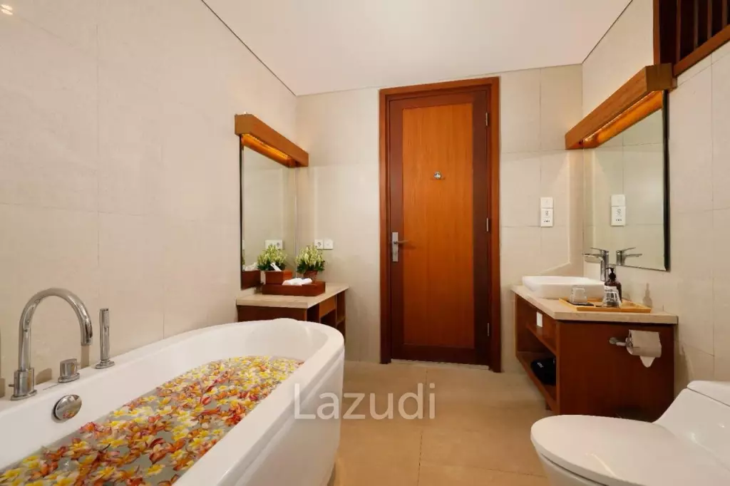 TIMELESS ELEGANCE: A LUXURIOUS VILLA IN NELAYAN, CANGGU