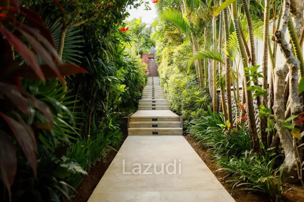 TIMELESS ELEGANCE: A LUXURIOUS VILLA IN NELAYAN, CANGGU