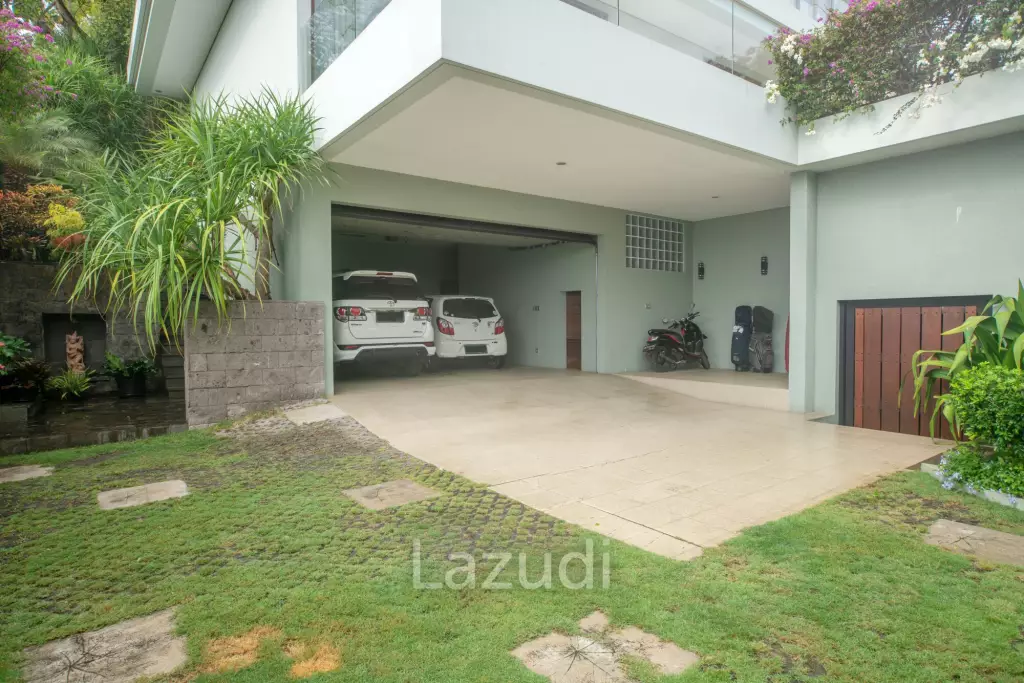 PANORAMIC PERFECTION: A STUNNING VILLA IN PECATU