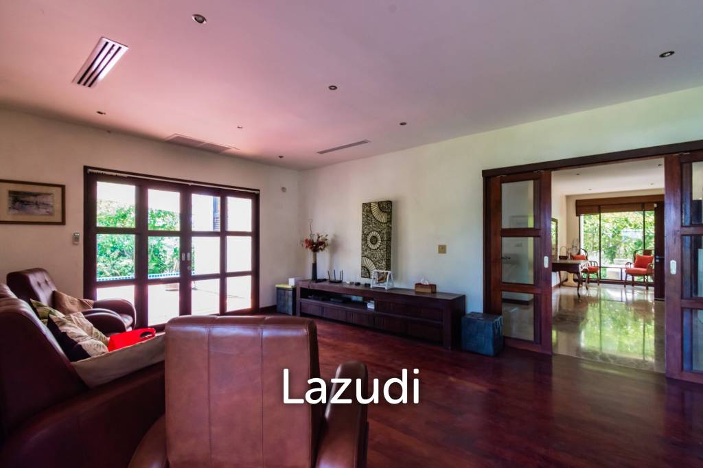 1,000 Sqm 3 Bed 4 Bath Villa For Sale