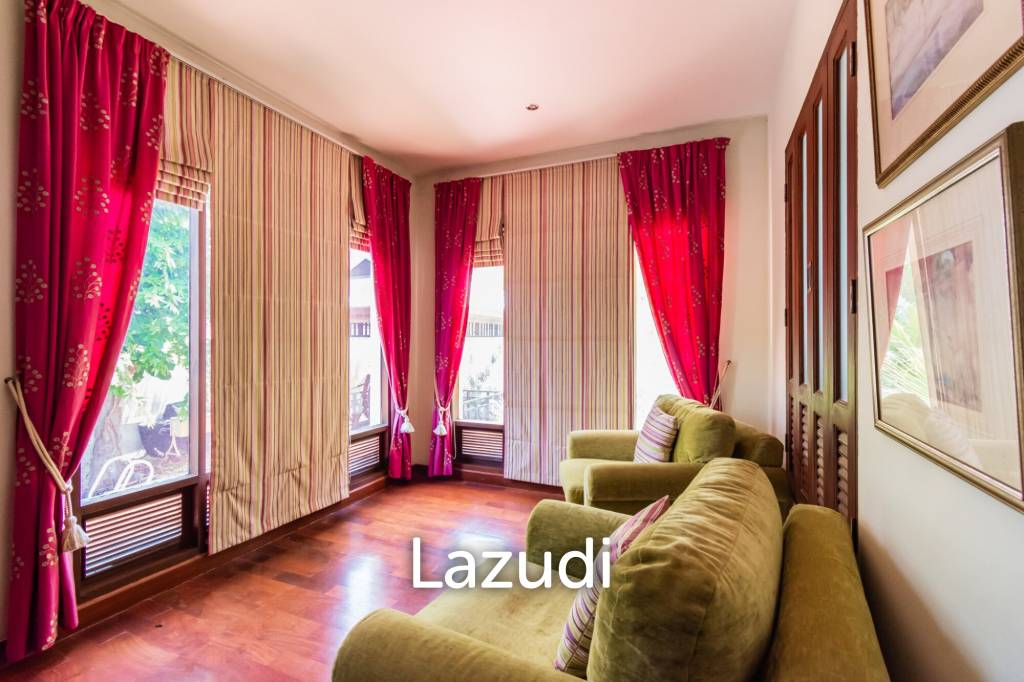 1,000 Sqm 3 Bed 4 Bath Villa For Sale