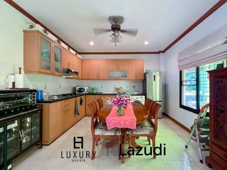 Natural Hill : 4 Bed 3 Bath Villa For Sale