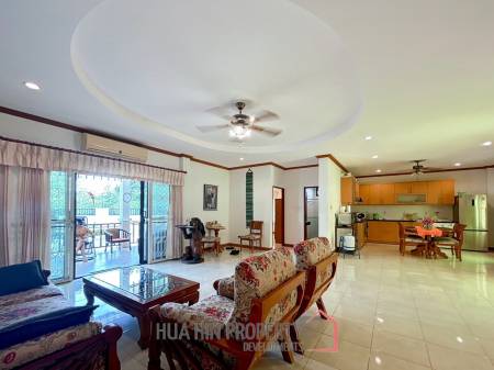 Natural Hill : 4 Bed 3 Bath Villa For Sale