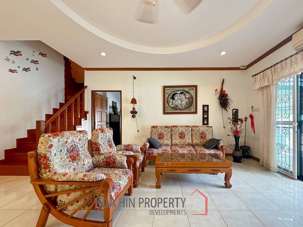 Natural Hill : 4 Bed 3 Bath Villa For Sale