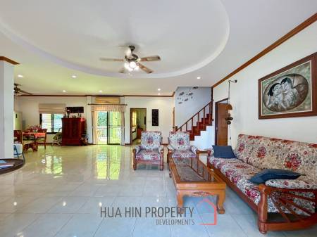 Natural Hill : 4 Bed 3 Bath Villa For Sale