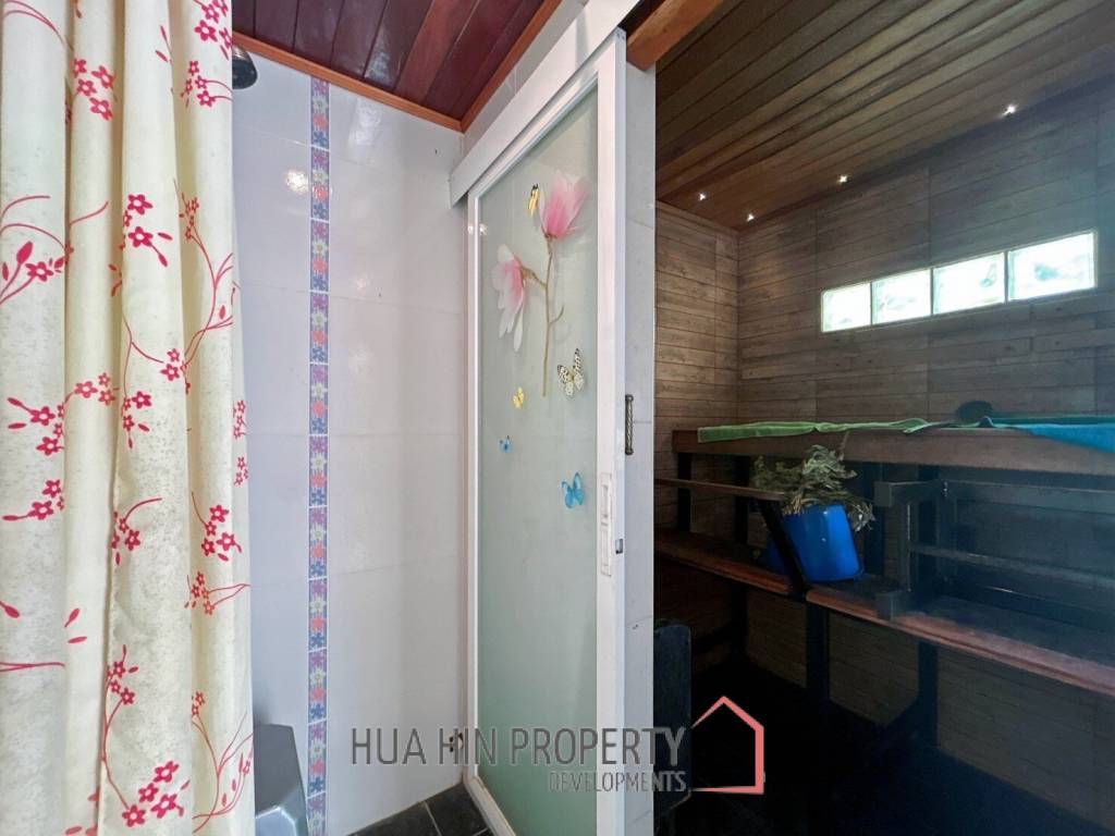 Natural Hill : 4 Bed 3 Bath Villa For Sale