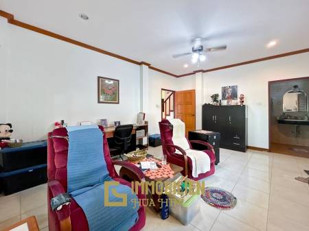 Natural Hill : 4 Bed 3 Bath Villa For Sale