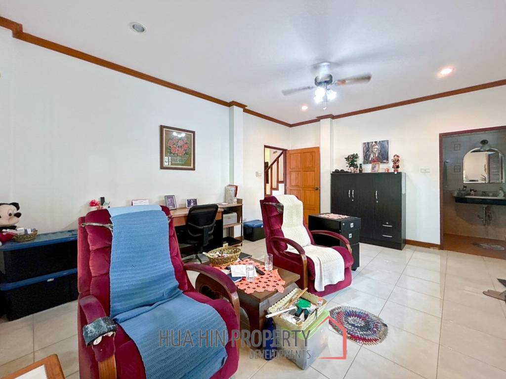 Natural Hill : 4 Bed 3 Bath Villa For Sale