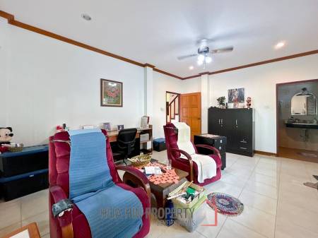 Natural Hill : 4 Bed 3 Bath Villa For Sale