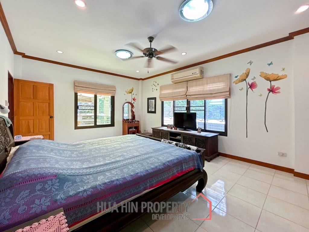 Natural Hill : 4 Bed 3 Bath Villa For Sale