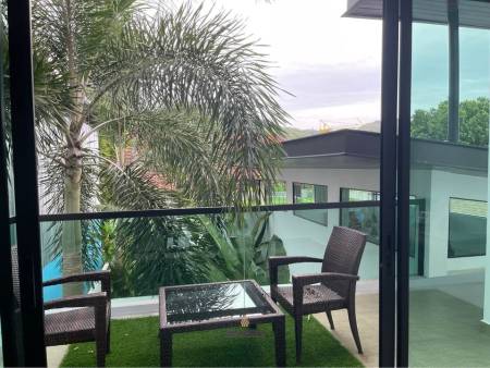 Modern 3 Bedroom Pool Villa  For Rent In Rawai