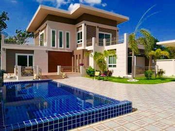 5 Bedroom House for Sale in Bangsarey