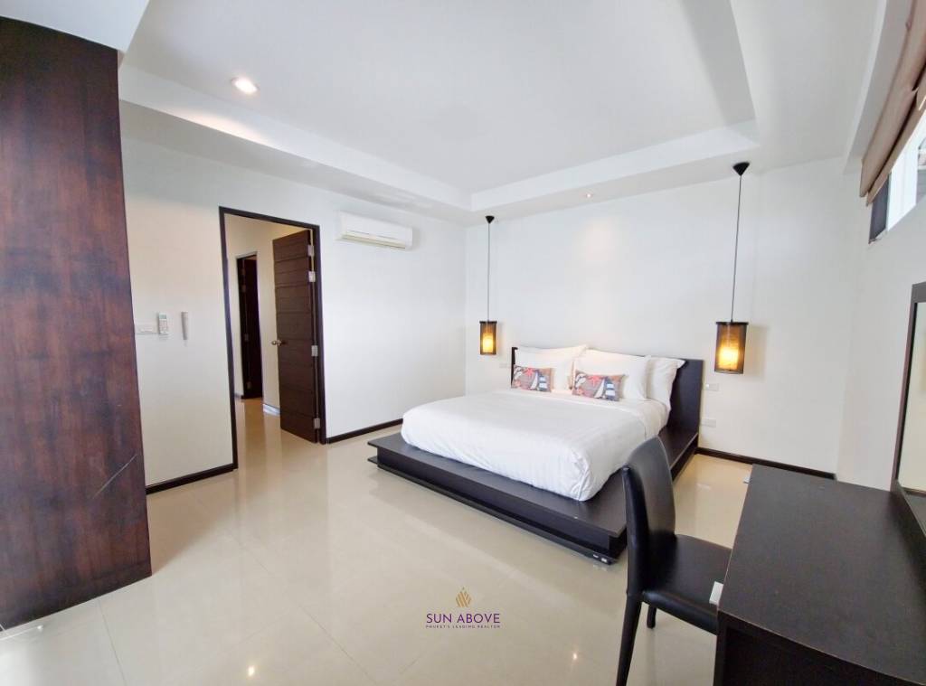 Luxury 4 Bedroom Private Pool Villa for Sale in BANGTAO