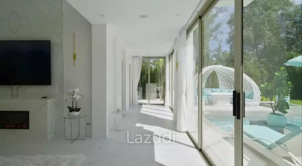 New 4 Bedroom Pool Villa For Rent Near Bangtao Beach