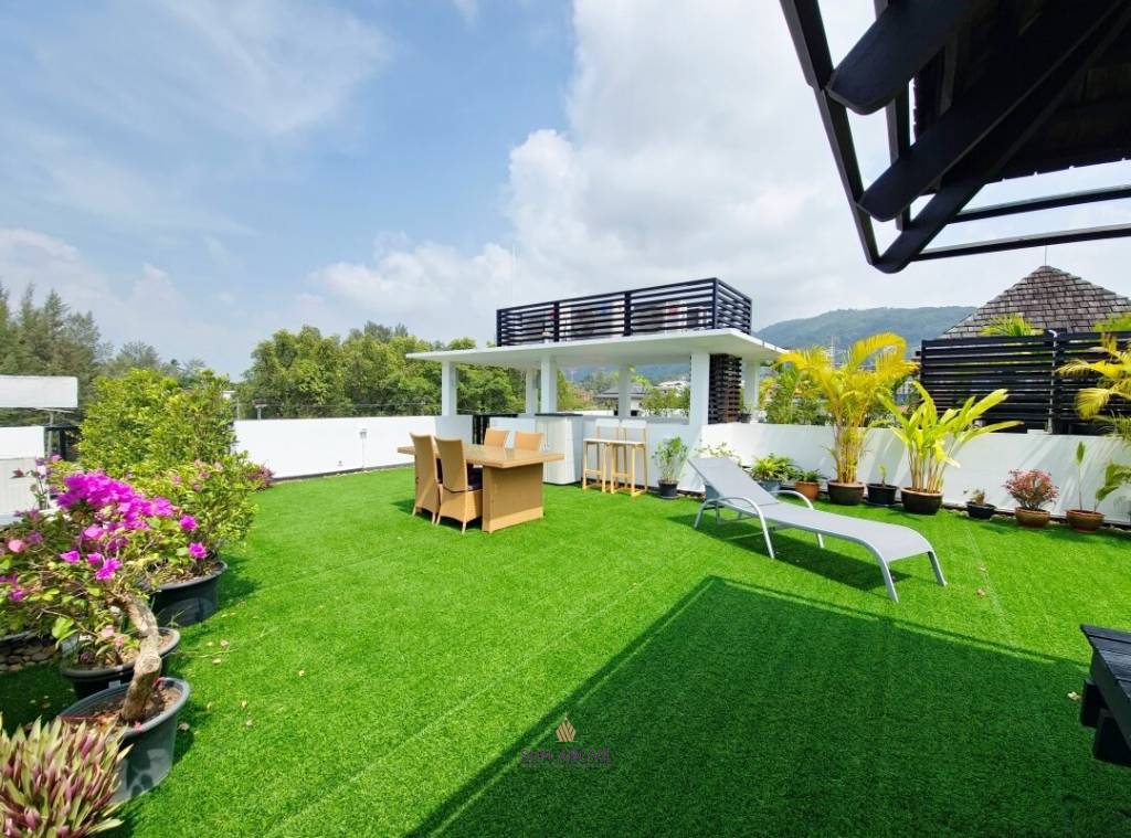 Bangtao Beach Garden 2 Bedroom Penthouse with Rooftop Terrace