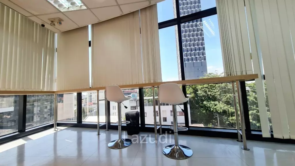 Premium Luxury Office Space for rent in Phrakhanong