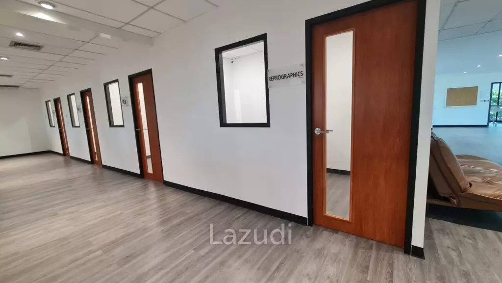 Premium Luxury Office Space for rent in Phrakhanong