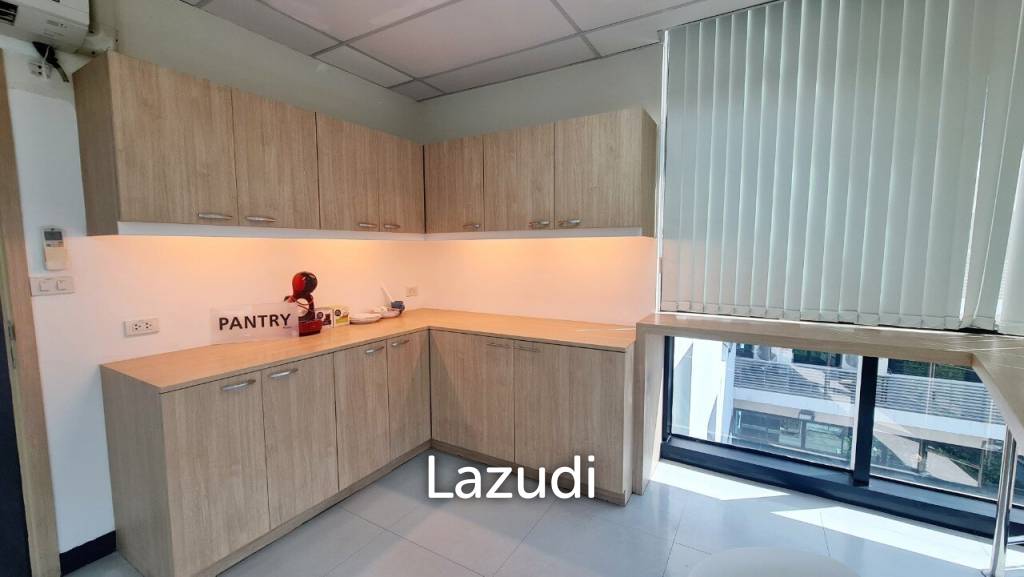 Premium Luxury Office Space for rent in Phrakhanong