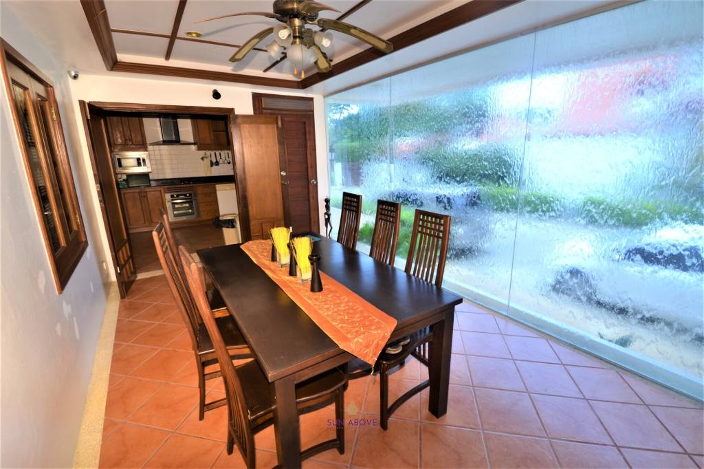 Spacious Pool Villa For Sale off Sai Yuan Nai Harn - Rawai