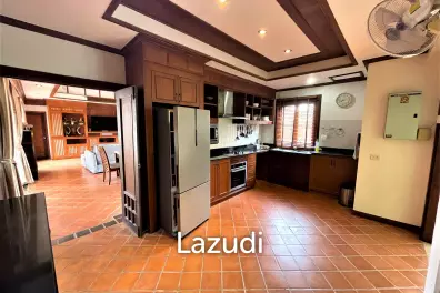 Spacious Pool Villa For Sale off Sai Yuan Nai Harn - Rawai