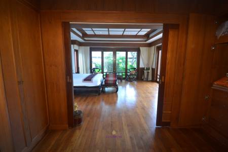 Spacious Pool Villa For Sale off Sai Yuan Nai Harn - Rawai