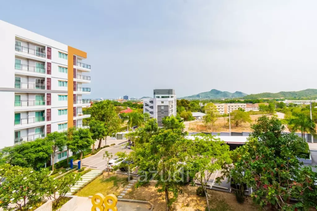 THE 88 CONDO : 1 bed great scenery with partial sea view