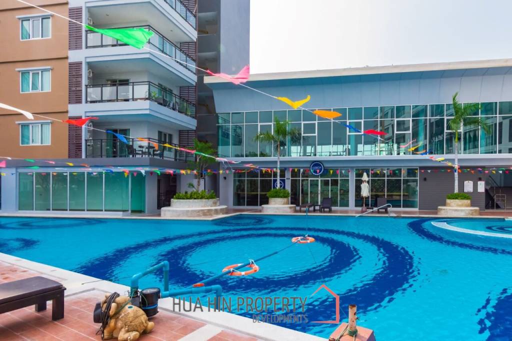 THE 88 CONDO : 1 bed great scenery with partial sea view