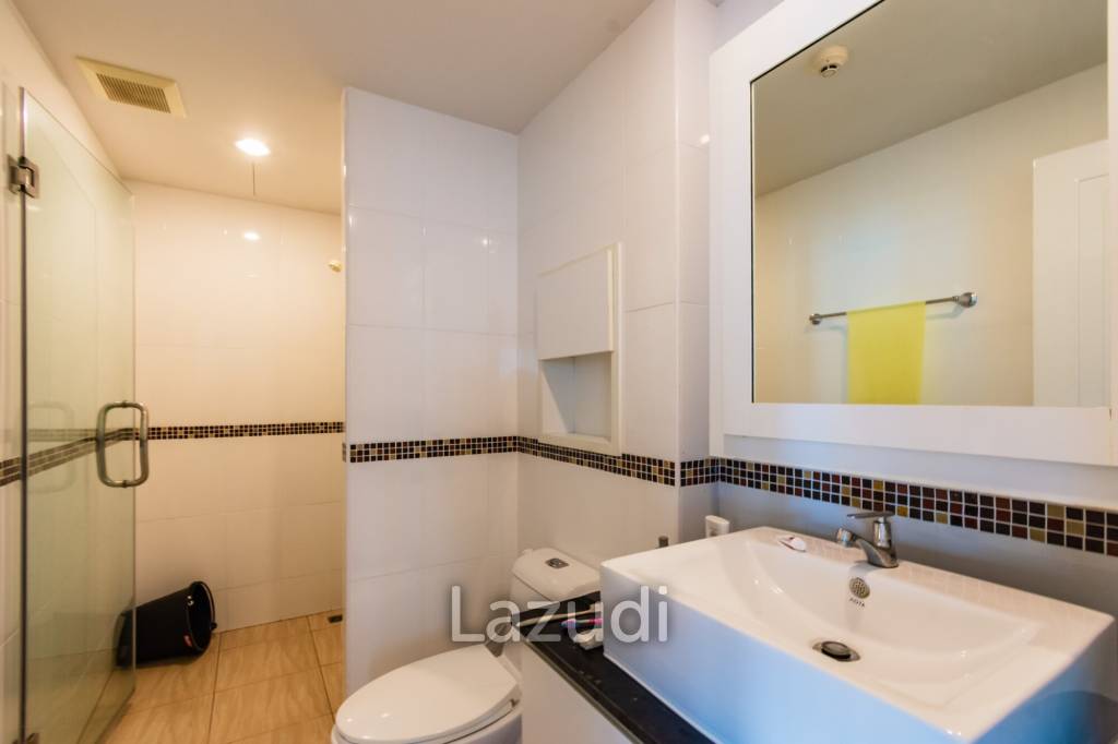 THE 88 CONDO : 1 bed great scenery with partial sea view