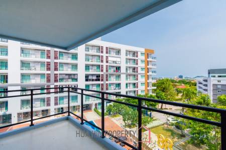 THE 88 CONDO : 1 bed great scenery with partial sea view