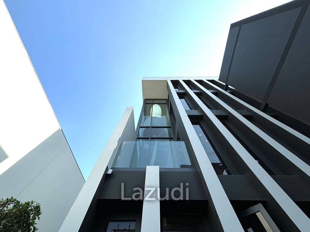 Ultra Luxury SOL Residence in Sathon-Yen Akat, Bangkok