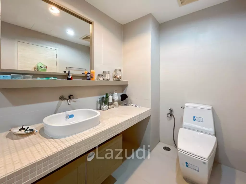 Baan Nub Kluen : 2 Bedroom Condo With Seaview