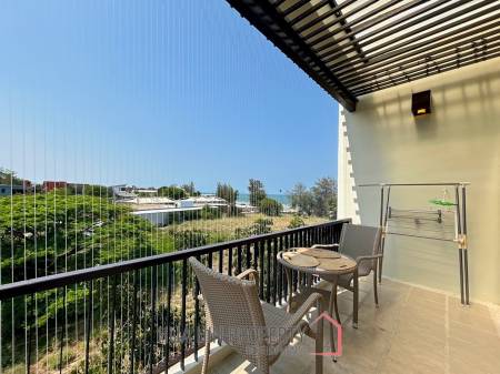Baan Nub Kluen : 2 Bedroom Condo With Seaview