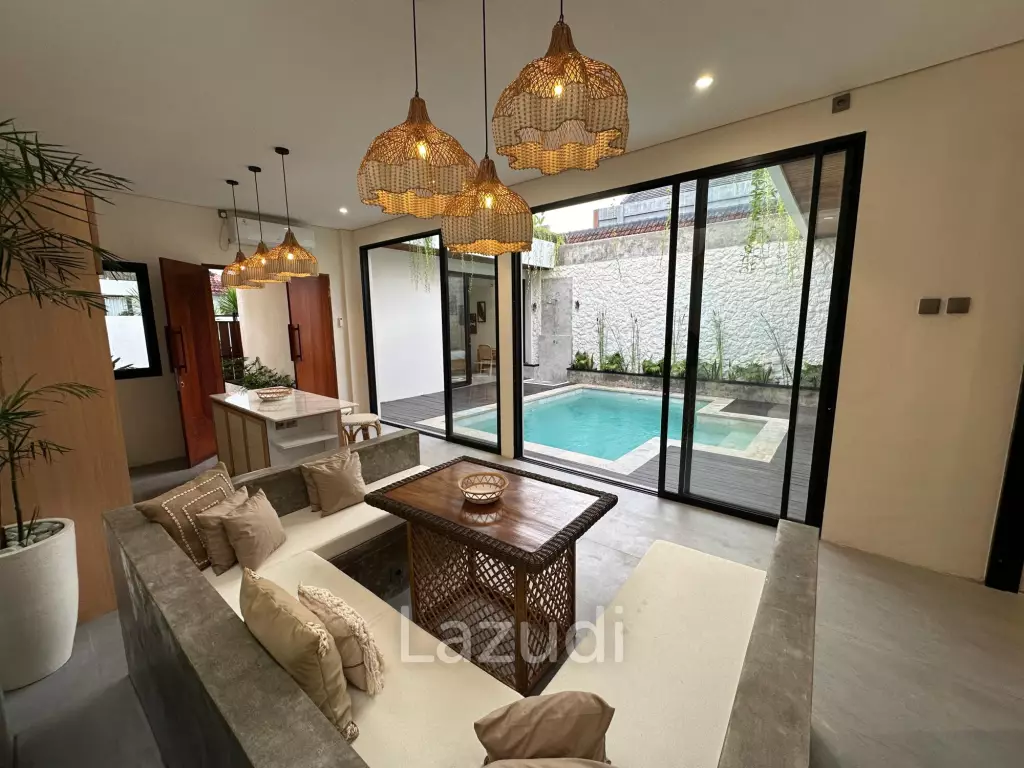 CONTEMPORARY VILLA IN VIBRANT CANGGU: A FUSION OF STYLE AND CONVENIENCE