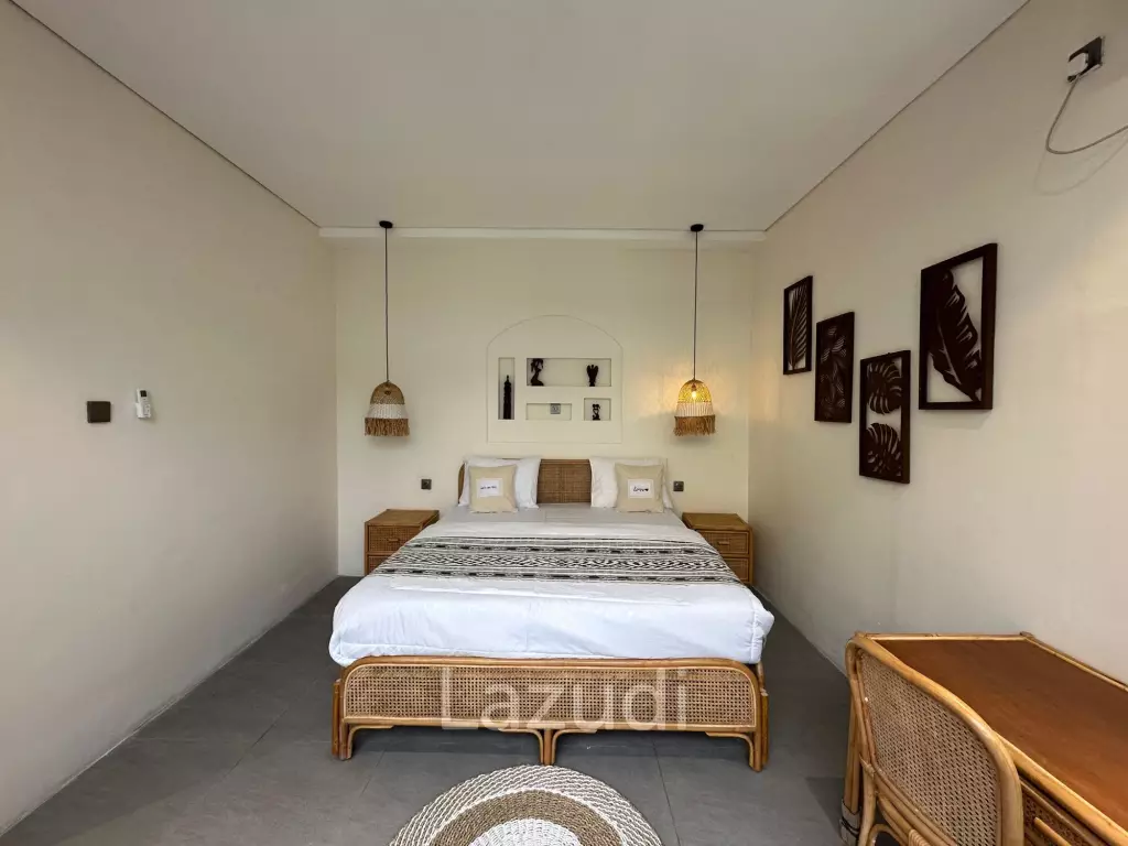CONTEMPORARY VILLA IN VIBRANT CANGGU: A FUSION OF STYLE AND CONVENIENCE