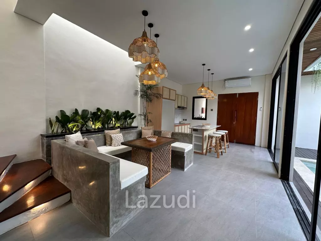 CONTEMPORARY VILLA IN VIBRANT CANGGU: A FUSION OF STYLE AND CONVENIENCE