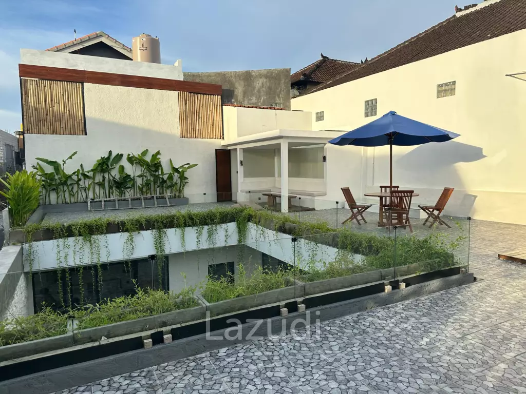 CONTEMPORARY VILLA IN VIBRANT CANGGU: A FUSION OF STYLE AND CONVENIENCE