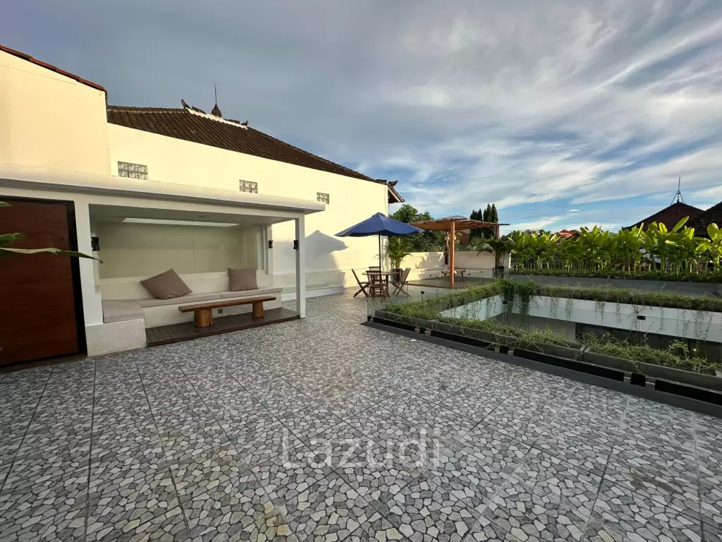CONTEMPORARY VILLA IN VIBRANT CANGGU: A FUSION OF STYLE AND CONVENIENCE
