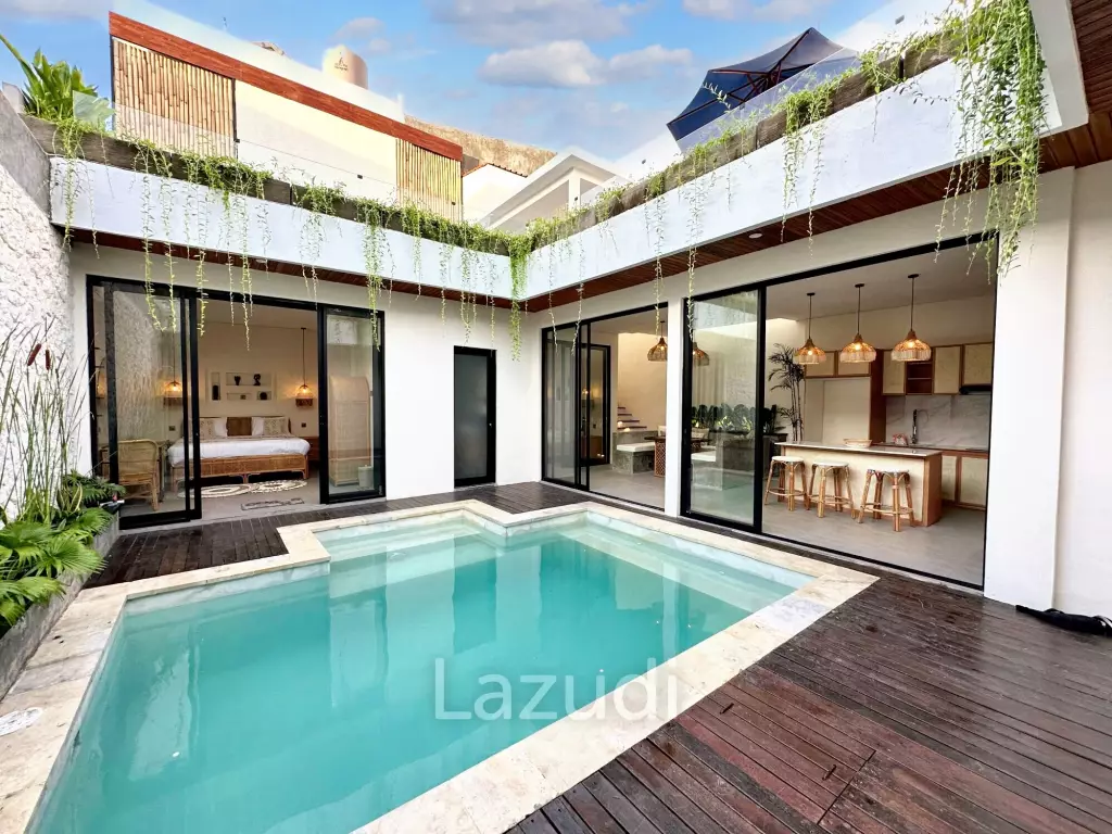 CONTEMPORARY VILLA IN VIBRANT CANGGU: A FUSION OF STYLE AND CONVENIENCE