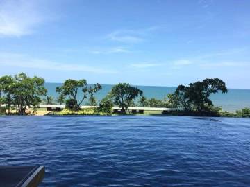 1 Bedroom for Sale in Cetus Beachfront