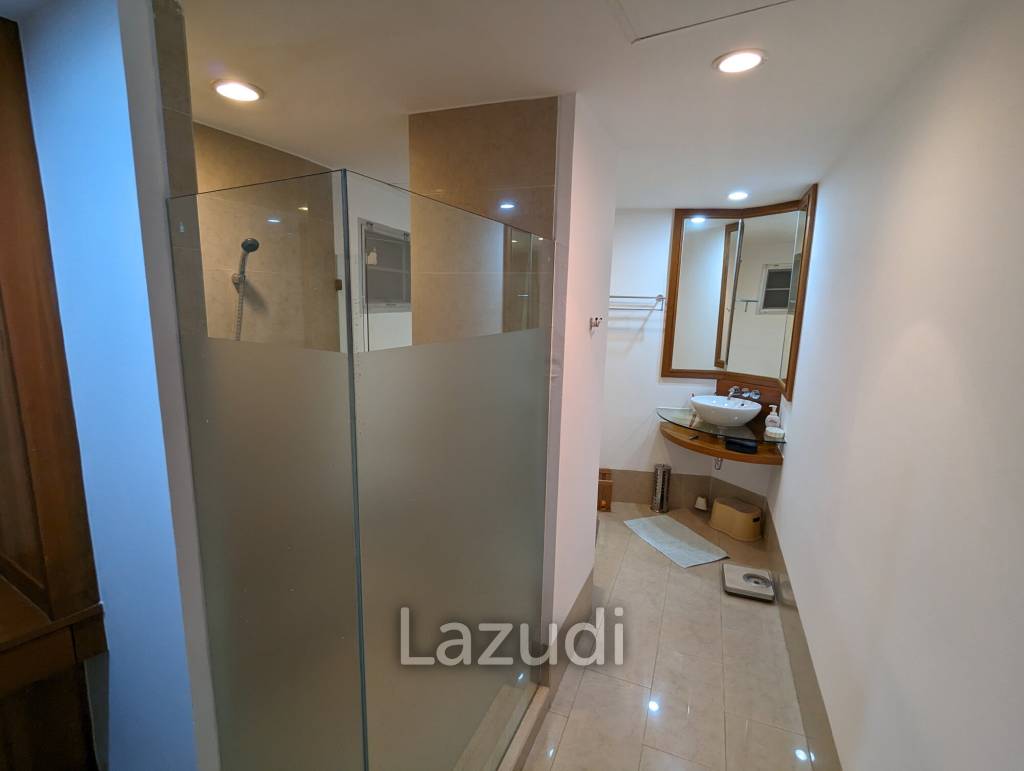 Luxury Beachfront 3 Bedroom Condo in Hua Hin