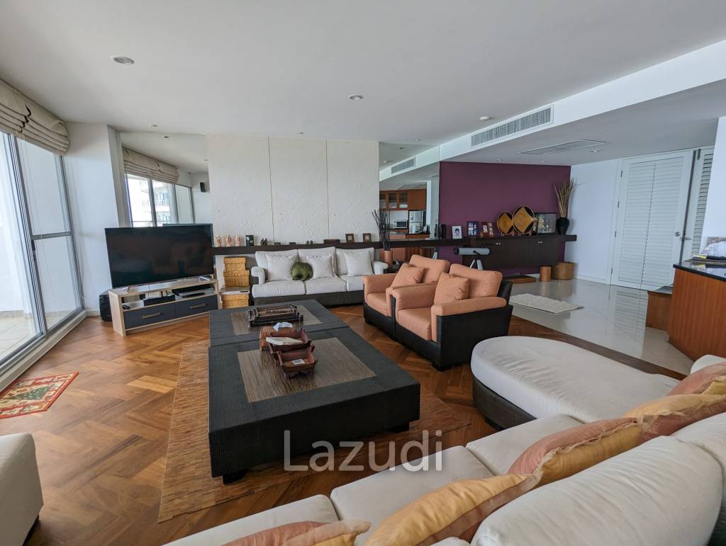 Luxury Beachfront 3 Bedroom Condo in Hua Hin